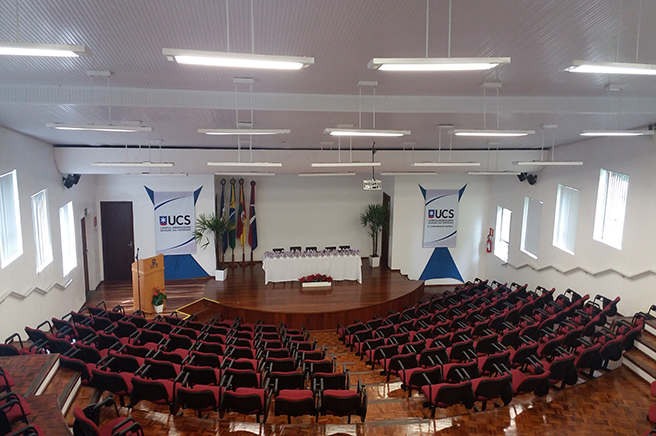 Auditório do Campus Universitário da Região das Hortênsias (CAHOR) 