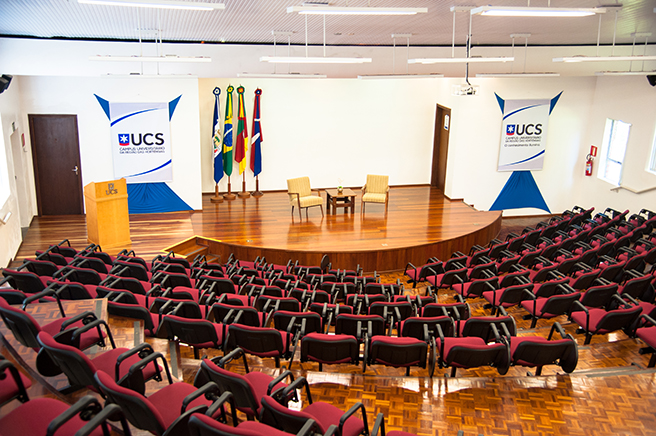 Auditório do Campus Universitário da Região das Hortênsias (CAHOR) 